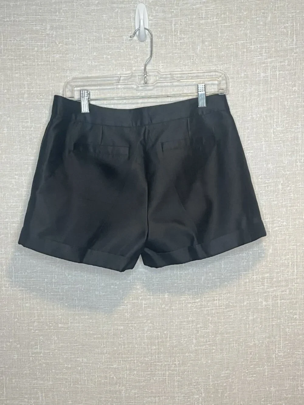 Kate Spade Shorts 4 Black Silk Blend Jeweled Button Pleated Cuffed Quiet Luxury